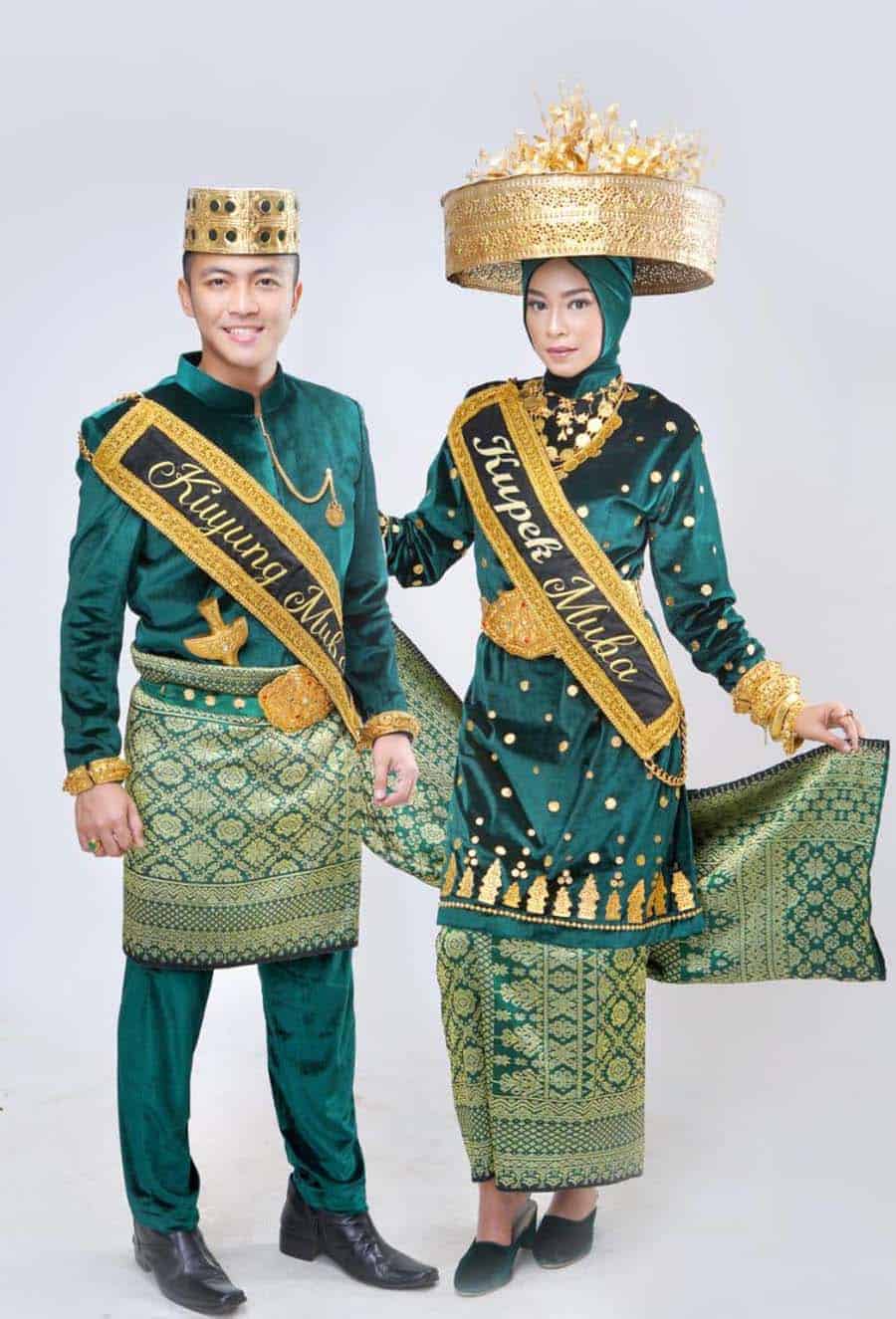 Pakaian Adat Sumatera Selatan, Ciri Khas Dan Jenis-Jenisnya | GOODMINDS.ID